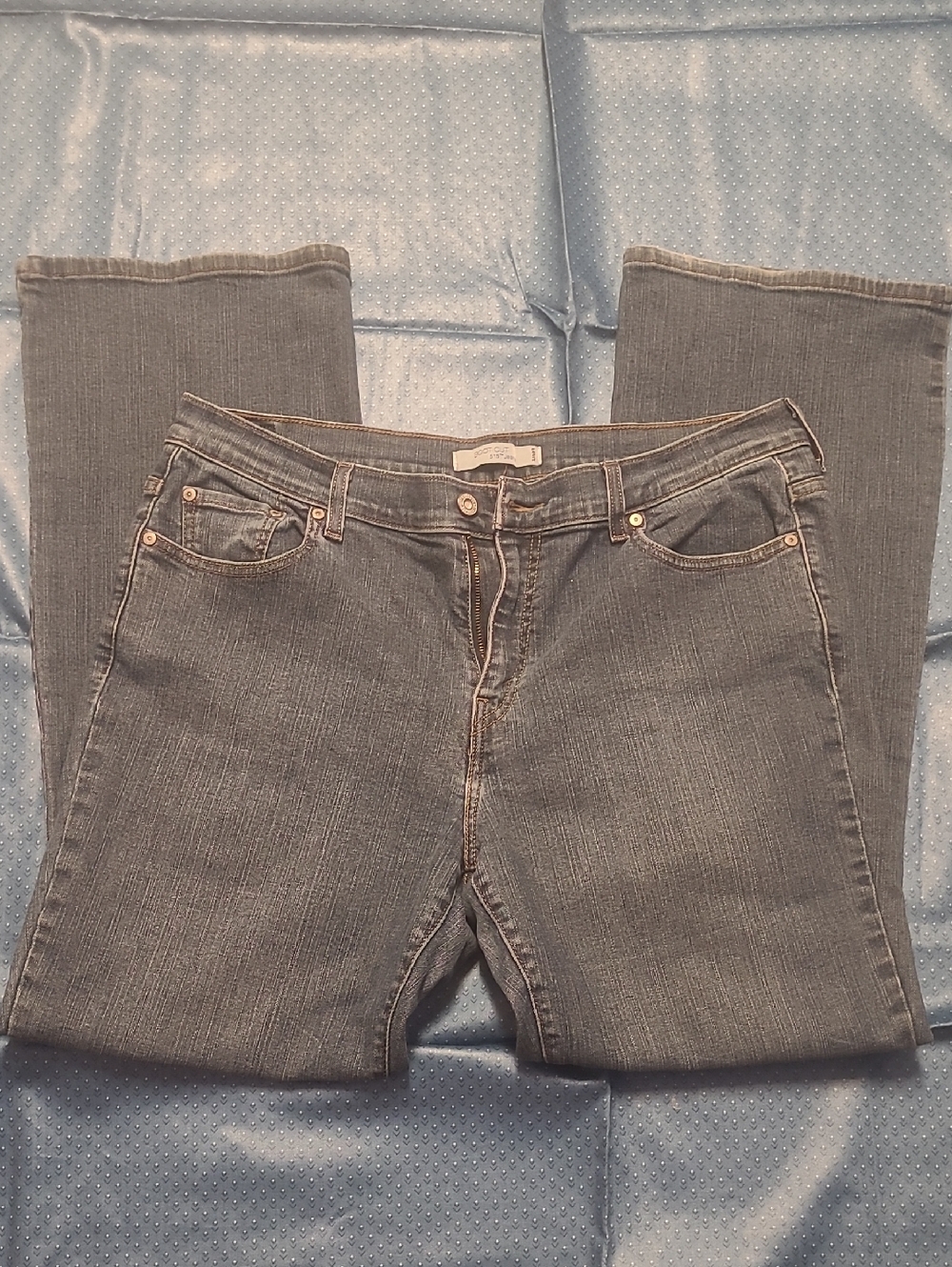 Levi's Bootcut Blue Jeans with Subtle Fade